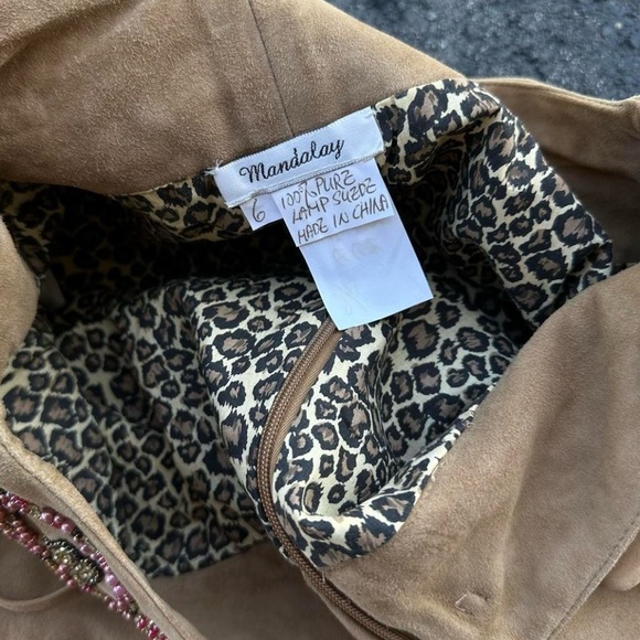 Mandalay Suede tan low waisted pants. Vintage. Great condition. Size 6. - Picture 4 of 8